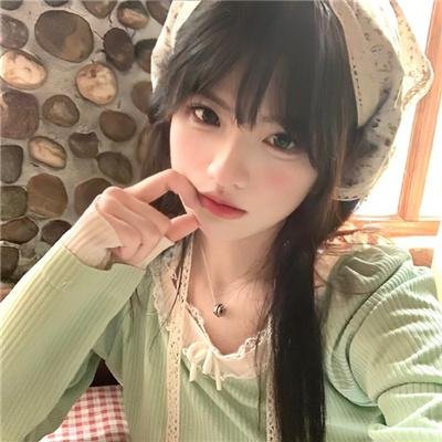 龙仁作家 海报